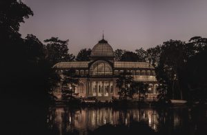 palais de glace de madrid dans le parc