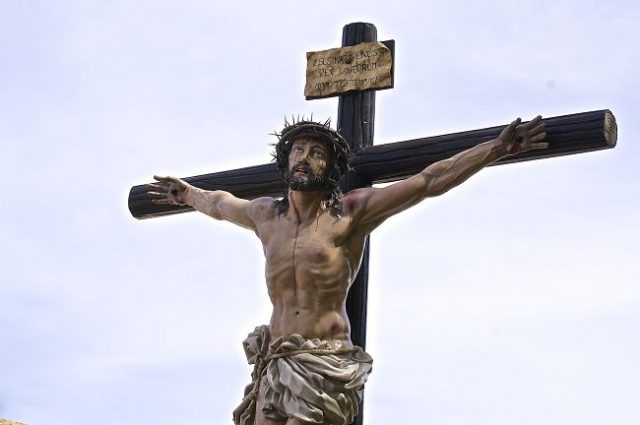 jésus sur la croix