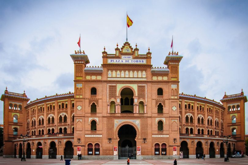 façade de l'entrée des arènes de Madrid