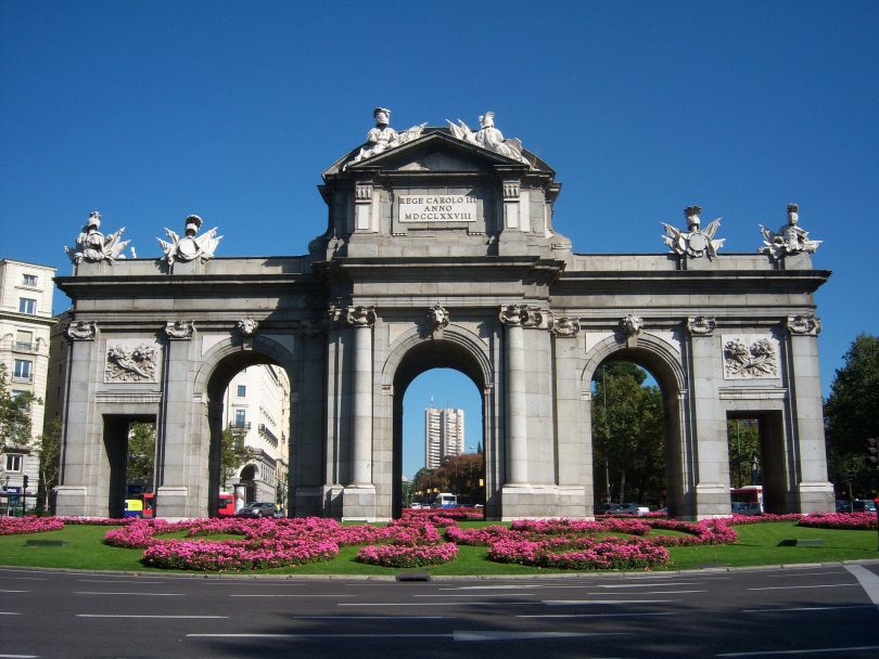 La porte de l'Alcalà, un monument prestigieux et unique à Madrid ShMadrid